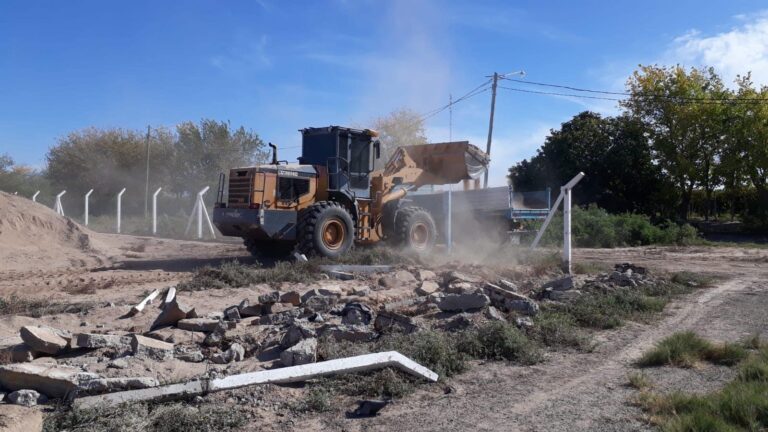 El polideportivo municipal está en proceso de mejoras